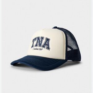 Aritzia TNA Freeway Trucker Hat